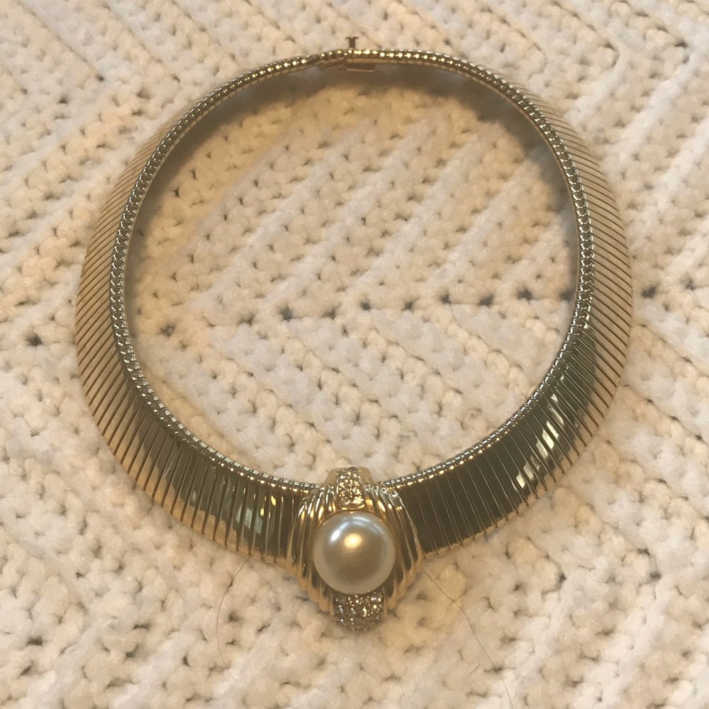 COPY - Gold/Pearl Choker Necklace
